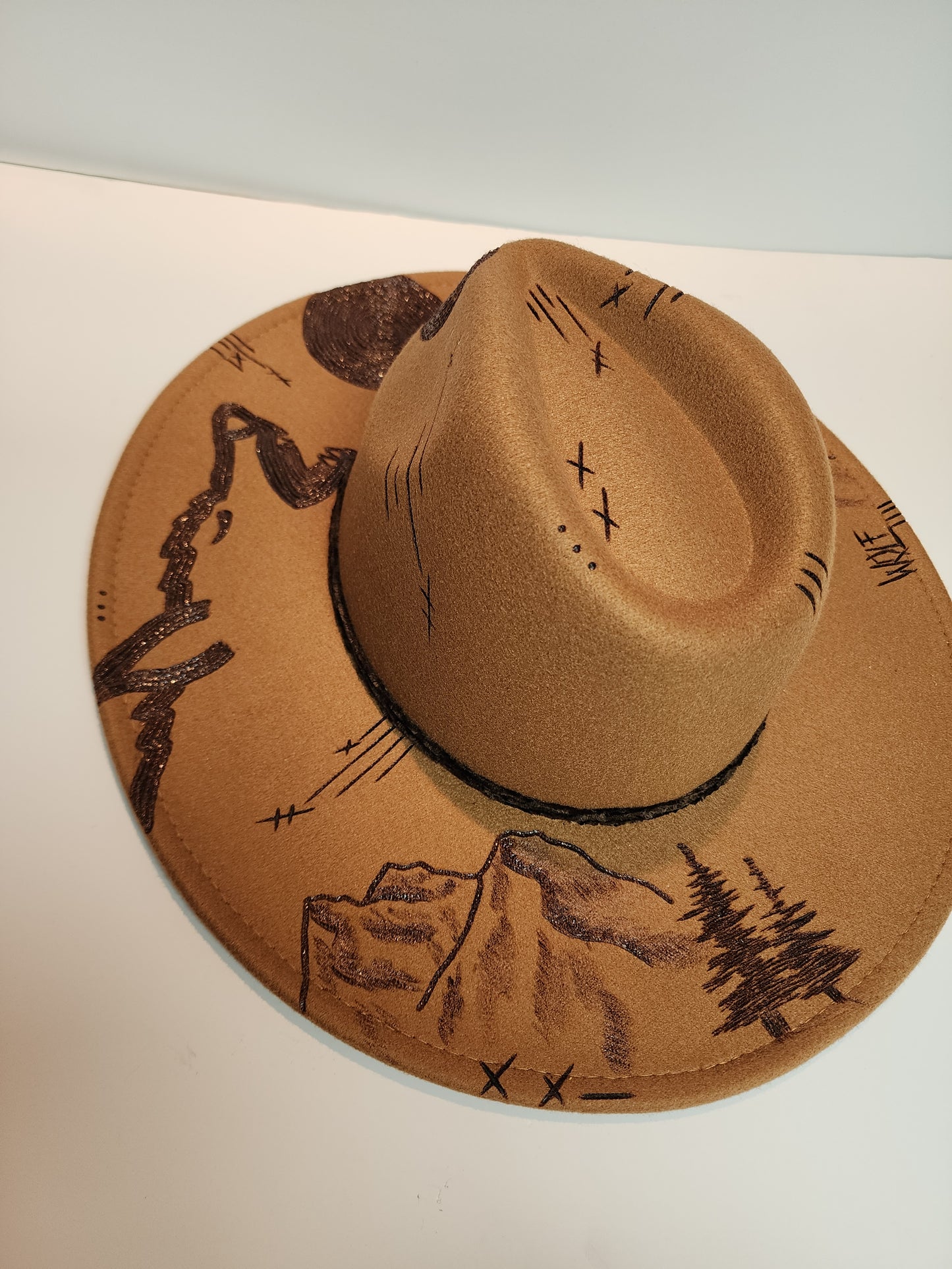 Wolf and moon Half Design