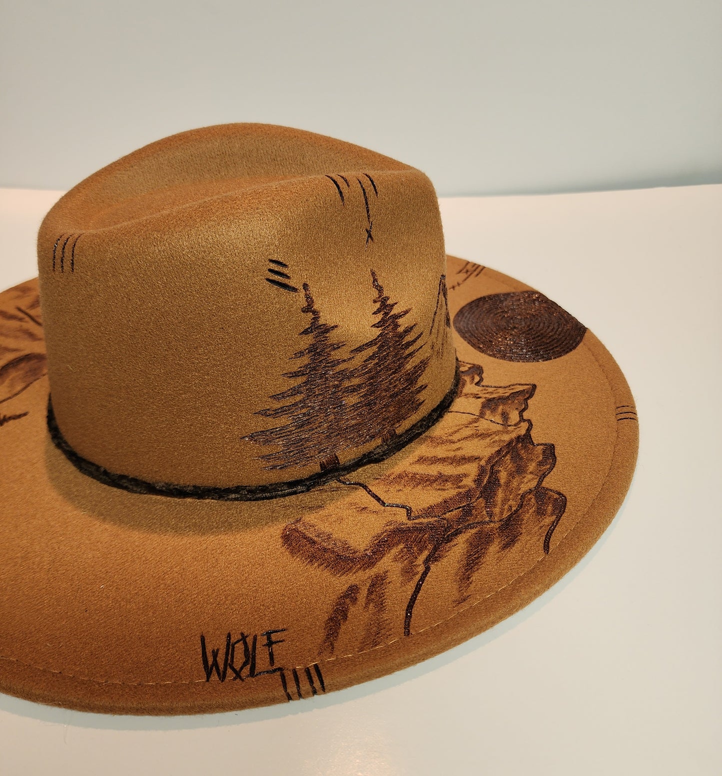 Wolf and moon Half Design