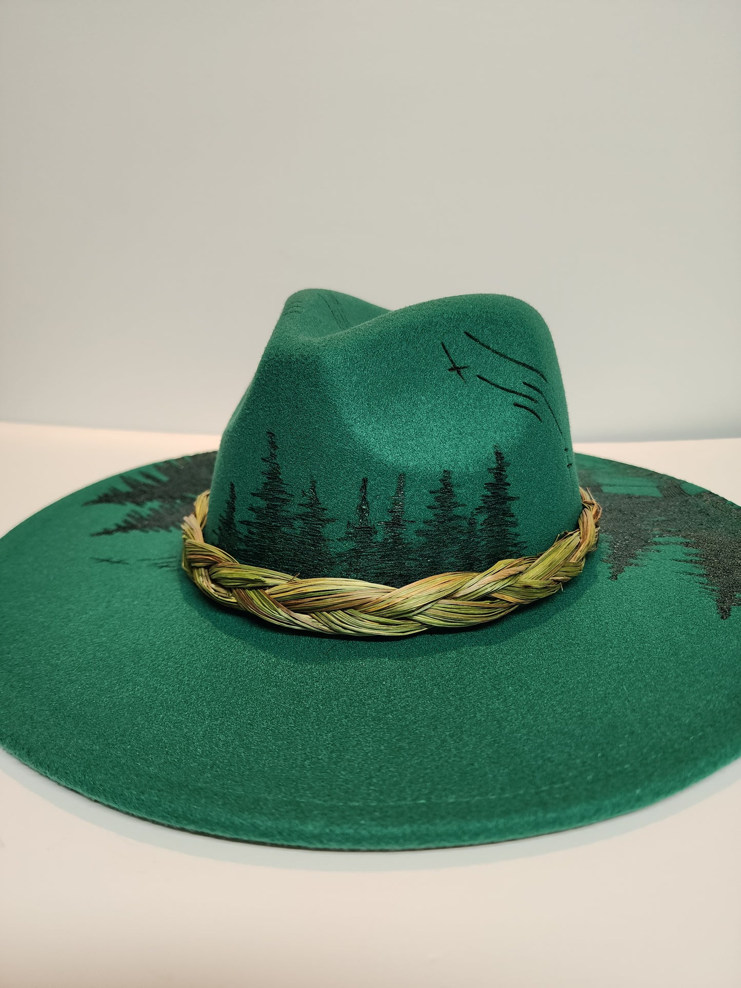 Sage Hills with Sweetgrass braid Half Design